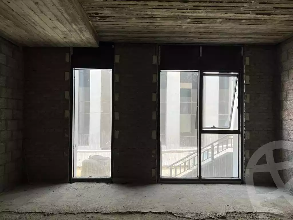 https://aqarmap.com.eg/en/listing/4024643-for-rent-cairo-new-cairo-compounds-hyde-park