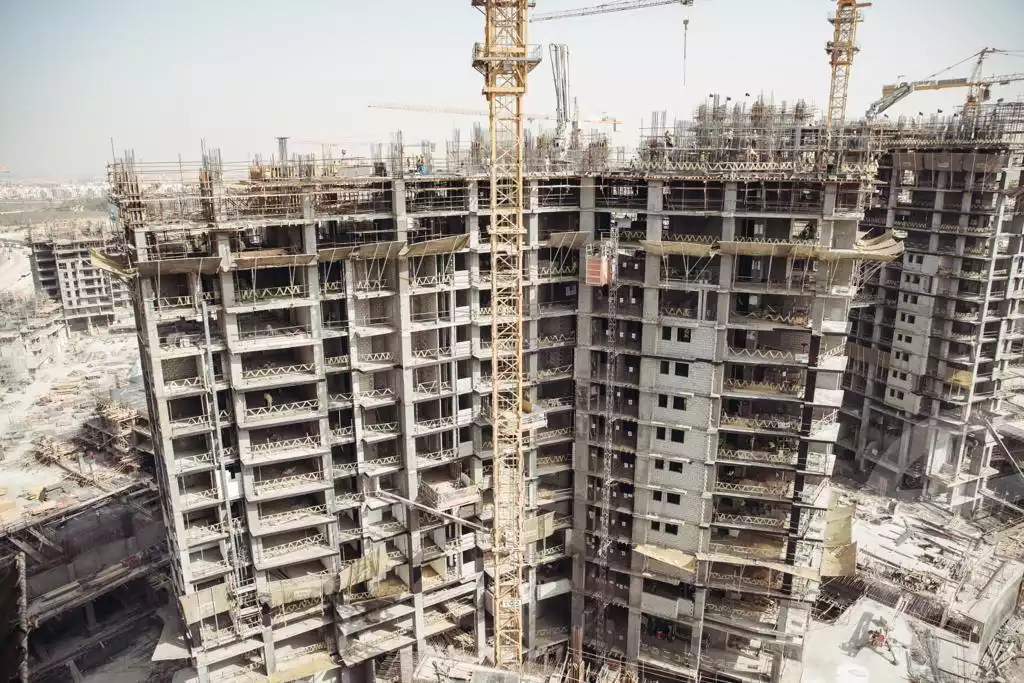 https://aqarmap.com.eg/ar/listing/3672075-for-sale-cairo-el-sheikh-zayed-city-compounds-brj-zyd-wr-llttwyr