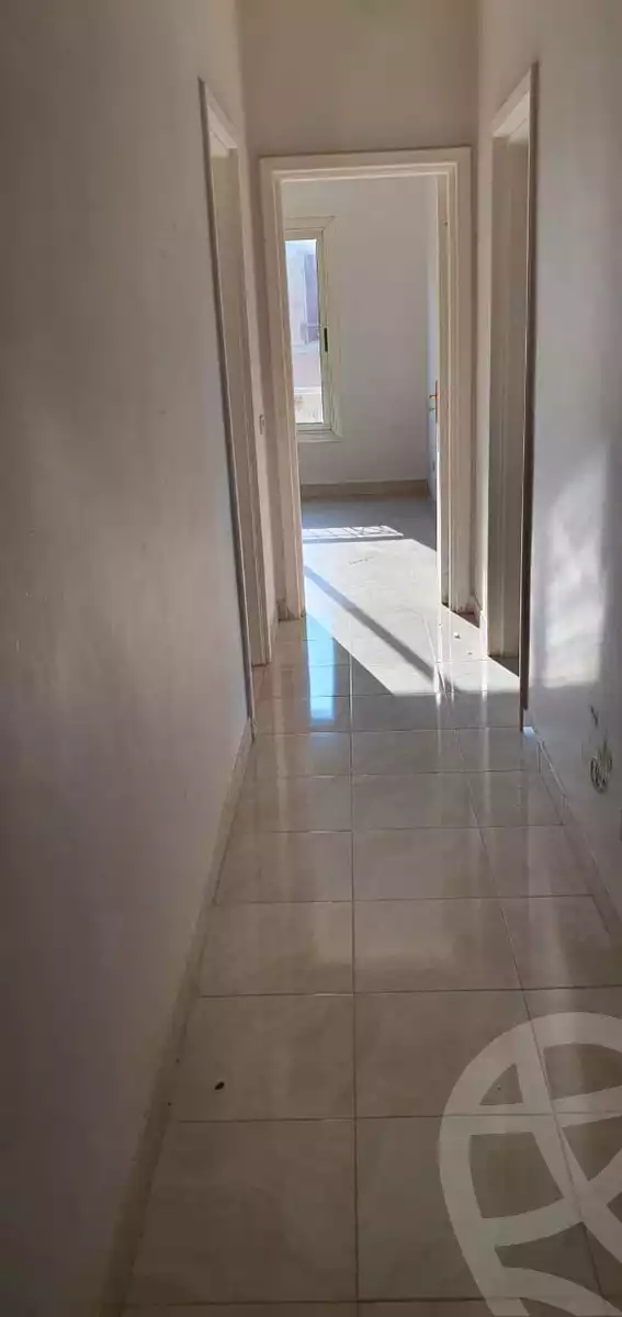 https://aqarmap.com.eg/ar/listing/3678626-for-rent-cairo-new-cairo-compounds-mena-residence