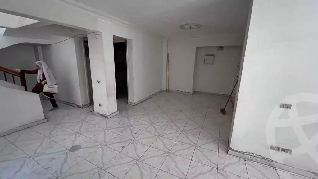 https://aqarmap.com.eg/ar/listing/3683296-for-rent-cairo-new-cairo-ltjm-lkhms-el-ahyaa-fifth-neighborhood-street-21