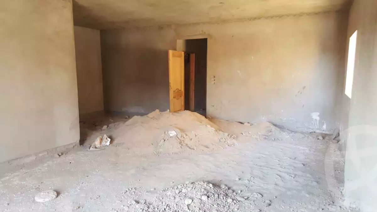 https://aqarmap.com.eg/ar/listing/4026106-for-sale-cairo-el-shorouk-lhy-lwl-shrq-neighborhood-1