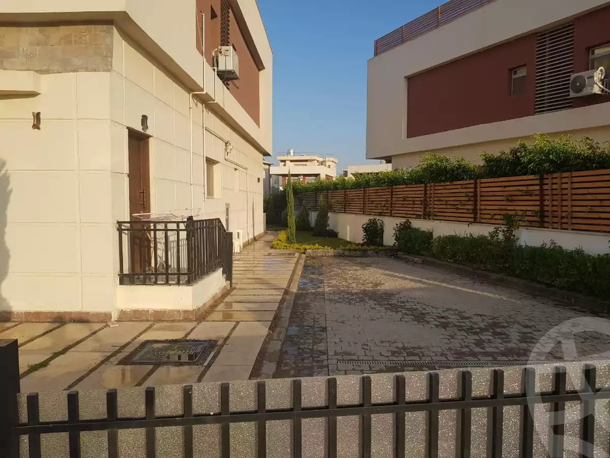 https://aqarmap.com.eg/en/listing/3704440-for-sale-cairo-new-cairo-suez-rd