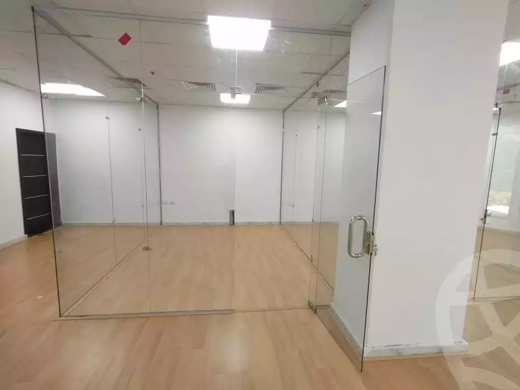 https://aqarmap.com.eg/ar/listing/3582670-for-rent-cairo-el-sheikh-zayed-city-compounds-in-sheikh-zayed-the-polygon
