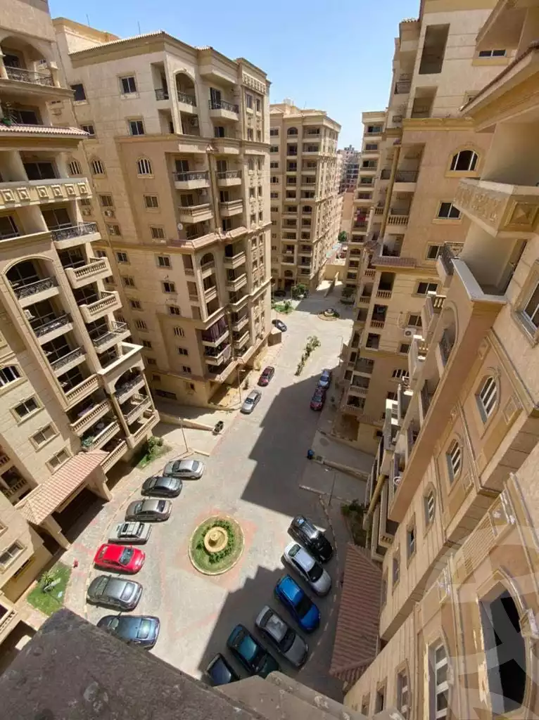 https://aqarmap.com.eg/en/listing/3721469-for-sale-cairo-al-oubour-tryq-msr-sm-yly-lshrwy-moon-city