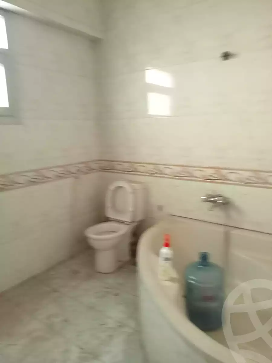https://aqarmap.com.eg/ar/listing/3733024-for-rent-cairo-nasr-city-1st-zone-el-senaa-st