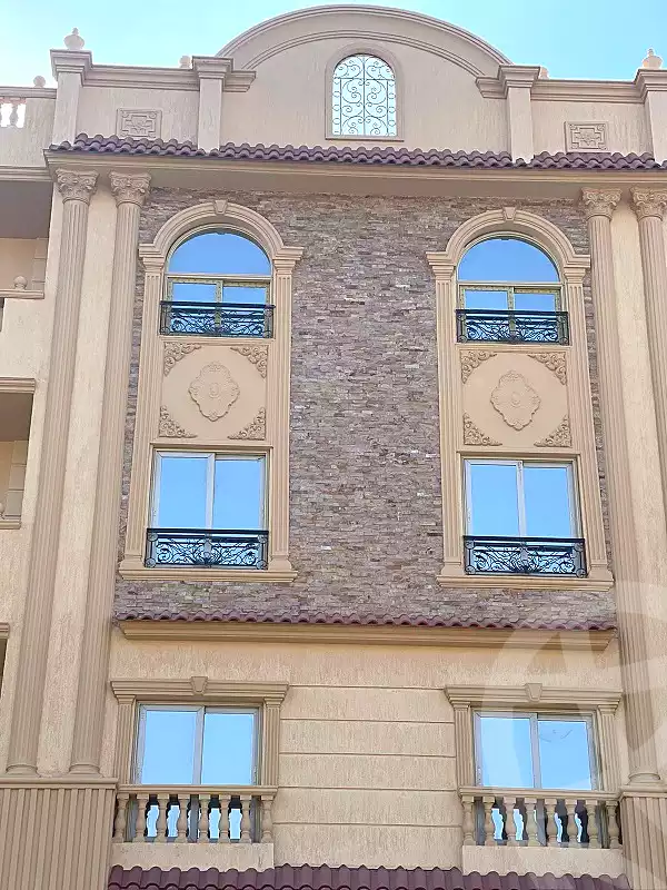 https://aqarmap.com.eg/ar/listing/3736688-for-sale-cairo-6th-of-october-byt-lwtn-lhy-lts