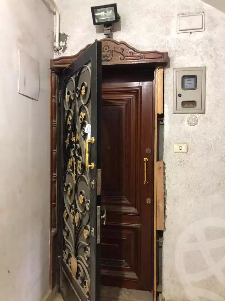 https://aqarmap.com.eg/ar/listing/4244822-for-sale-cairo-helwan-kwrnysh-hlwn