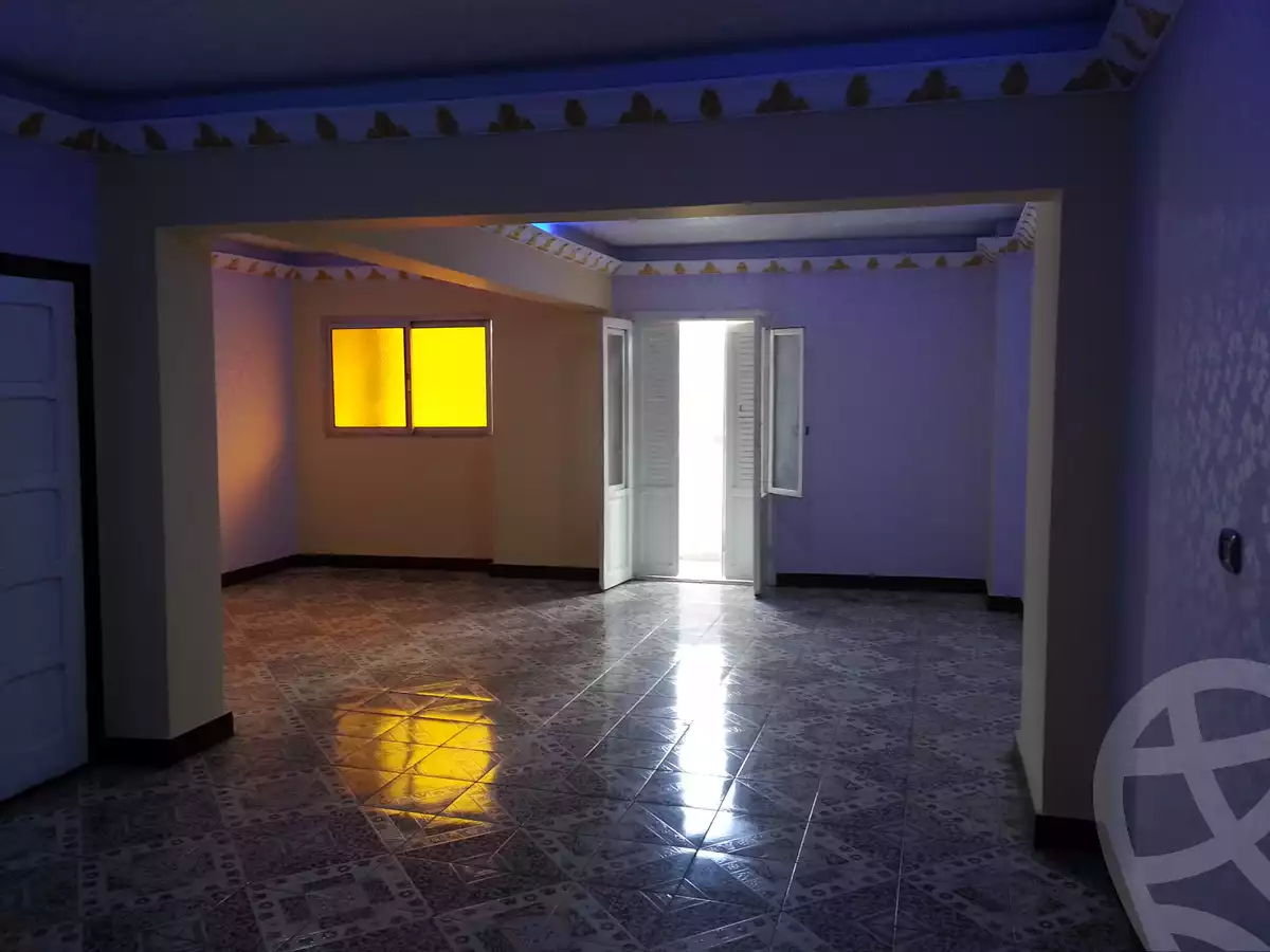 https://aqarmap.com.eg/ar/listing/3743265-for-sale-alexandria-el-asafra-shr-mlk-hfny
