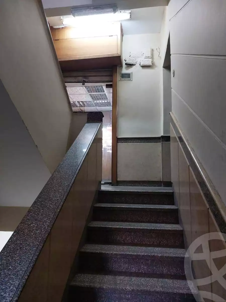 https://aqarmap.com.eg/en/listing/5425312-for-sale-cairo-downtown-el-moskey-al-moski-st