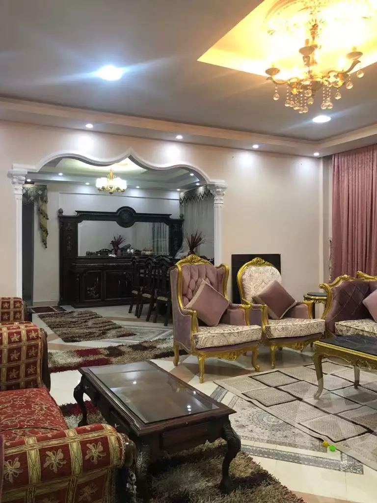 https://aqarmap.com.eg/ar/listing/3619397-for-sale-cairo-new-cairo-golden-square