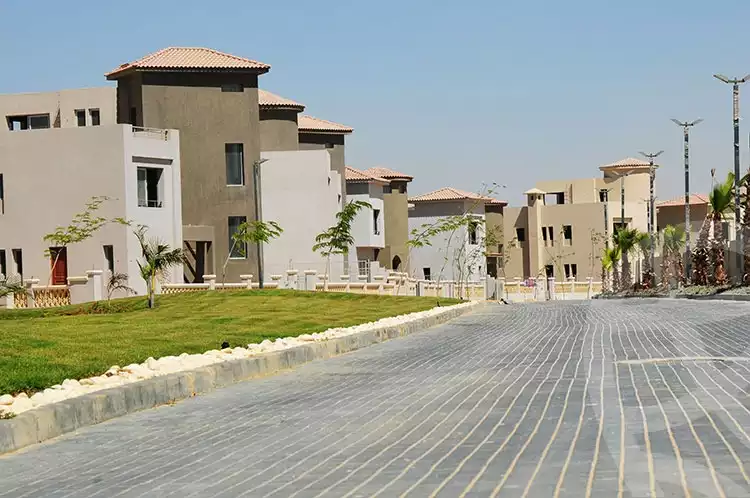 https://aqarmap.com.eg/ar/listing/3771975-for-sale-cairo-6th-of-october-compound-palm-hills-october