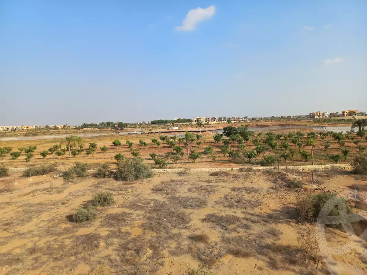 https://aqarmap.com.eg/ar/listing/3772860-for-sale-cairo-alex-cairo-desert-road-mdyn-sfnks-ljdyd