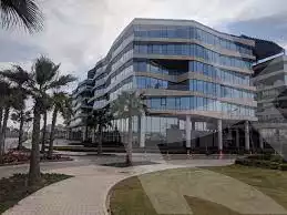 https://aqarmap.com.eg/ar/listing/3778344-for-sale-cairo-el-sheikh-zayed-city-compounds-in-sheikh-zayed-the-polygon