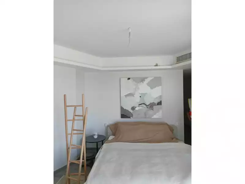 https://aqarmap.com.eg/ar/listing/3778938-for-sale-cairo-el-sheikh-zayed-city-compounds-brj-zyd-wr-llttwyr