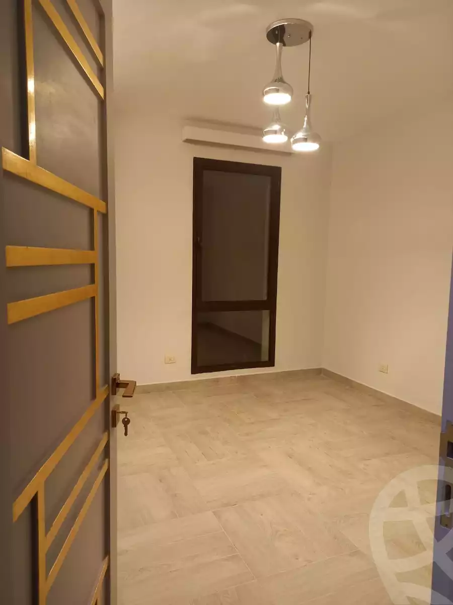 https://aqarmap.com.eg/en/listing/4107802-for-rent-cairo-el-sheikh-zayed-city-compounds-kmbwnd-wyst-twn-swdyk