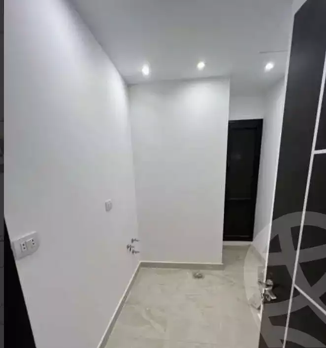 https://aqarmap.com.eg/ar/listing/3798776-for-rent-cairo-el-sheikh-zayed-city-compounds-in-sheikh-zayed-beverly-hills