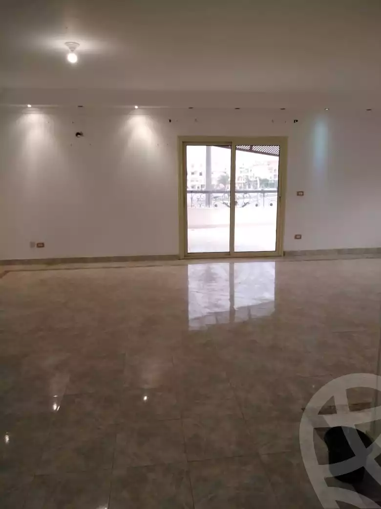 https://aqarmap.com.eg/ar/listing/4166826-for-rent-cairo-new-cairo-el-yassamin-el-yasmeen-3-mohamed-rahim-st