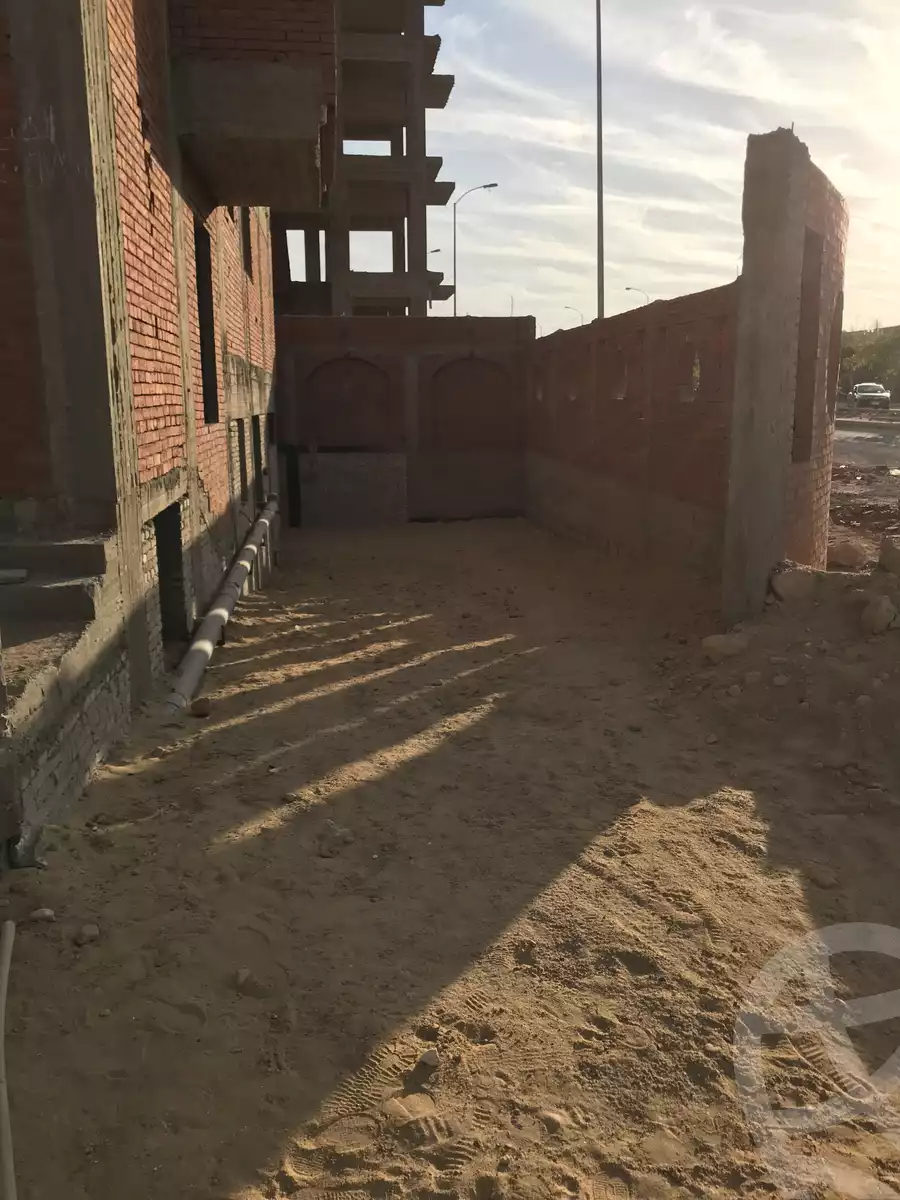 https://aqarmap.com.eg/ar/listing/3817723-for-sale-cairo-6th-of-october-ganob-el-ahyaaa-family-housing-al-kahraba-st