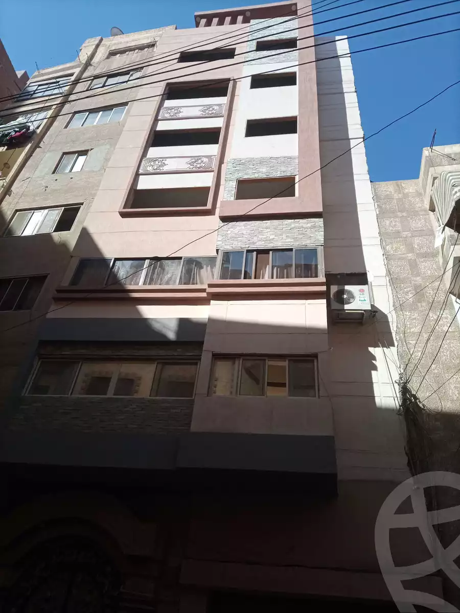 https://aqarmap.com.eg/ar/listing/3818555-for-sale-gharbia-el-mahallah-el-kubra-shokri-el-qawtli-al-tegara-school-st