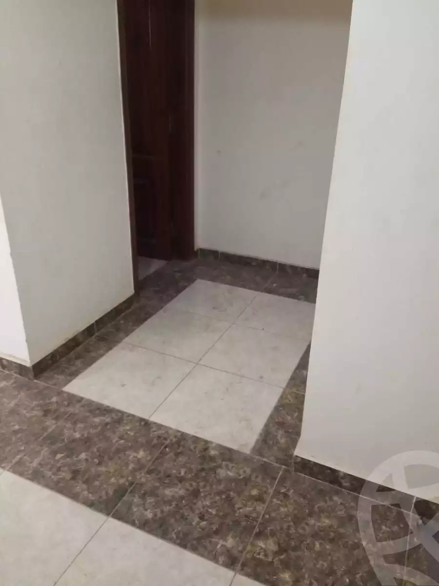 https://aqarmap.com.eg/ar/listing/5545501-for-rent-cairo-6th-of-october-lhsry