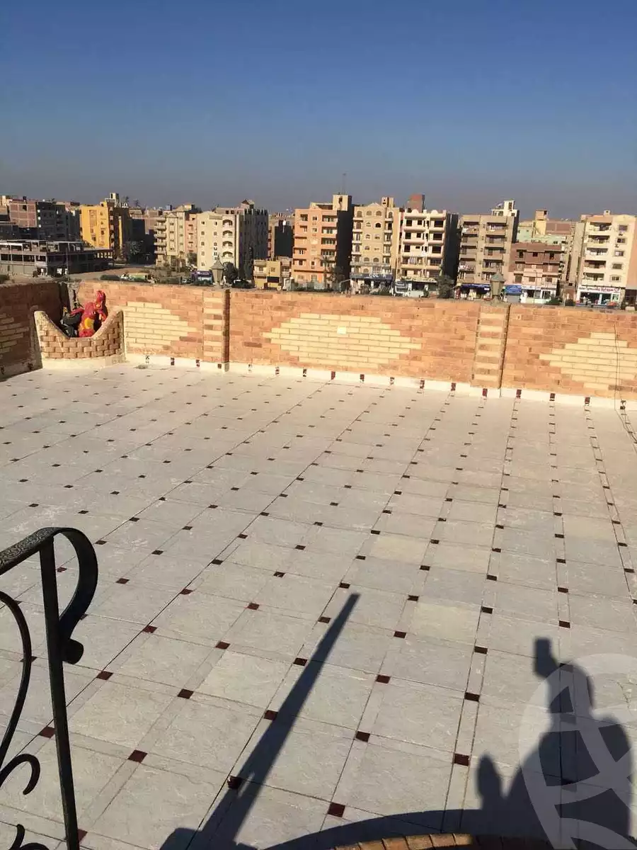 https://aqarmap.com.eg/en/listing/3824337-for-sale-cairo-6th-of-october-el-ahyaa-neighborhood-3rd-hamdi-ramadan-wahba-no-46-st