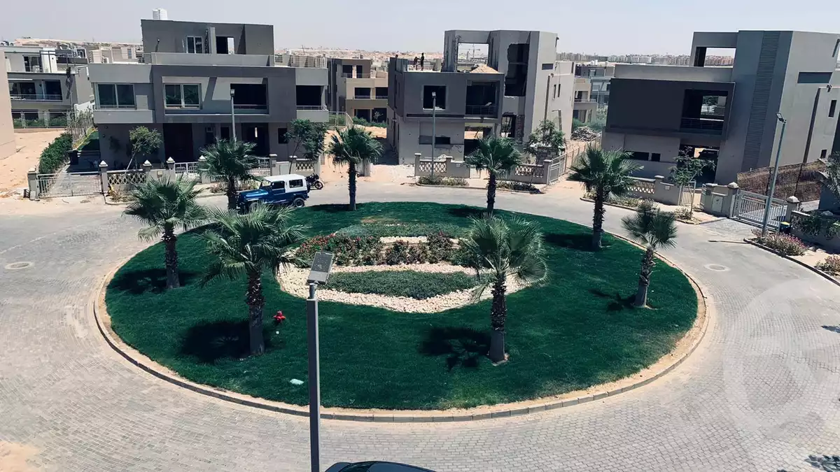 https://aqarmap.com.eg/ar/listing/3825279-for-sale-cairo-el-sheikh-zayed-city-compounds-in-sheikh-zayed-palm-hills-october-golf-extension