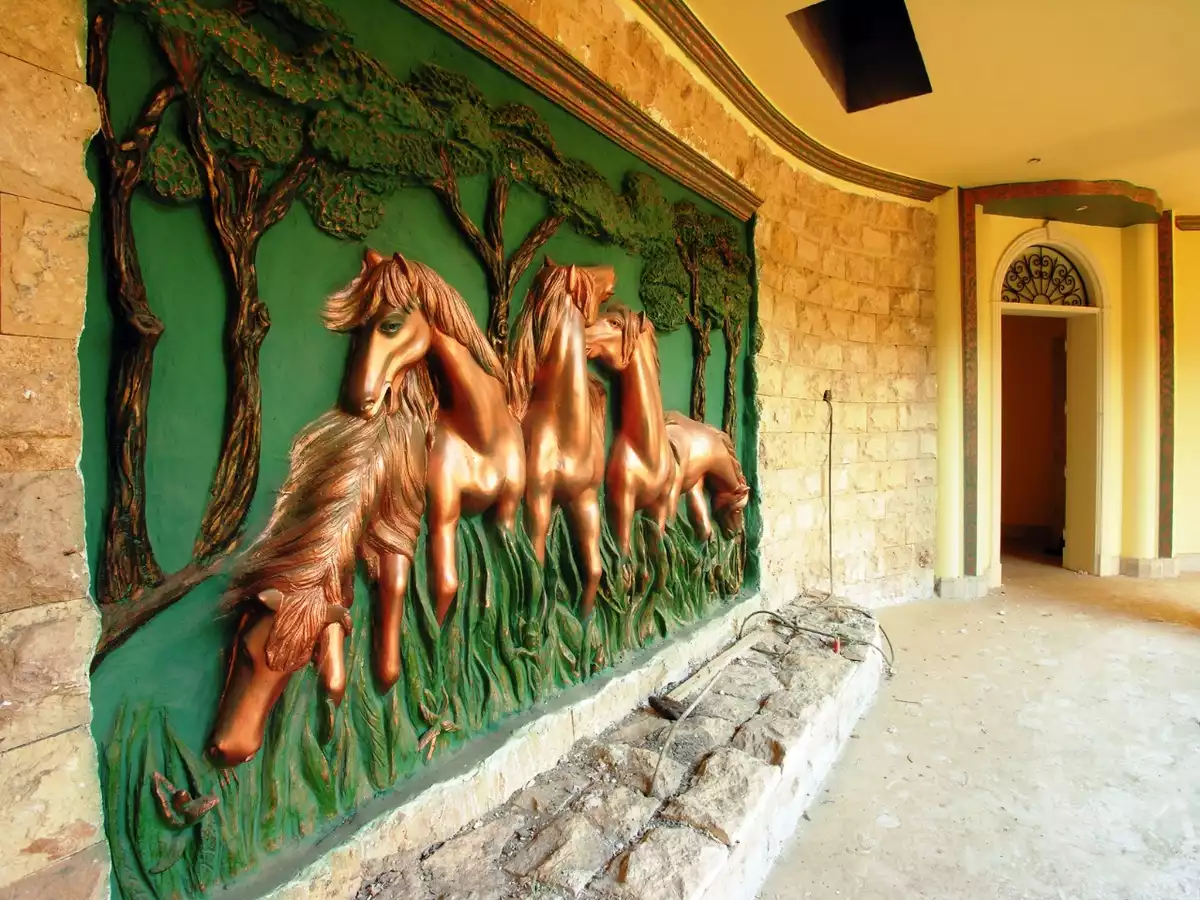 https://aqarmap.com.eg/ar/listing/3829867-for-sale-cairo-alex-cairo-desert-road-mdyn-sfnks-ljdyd