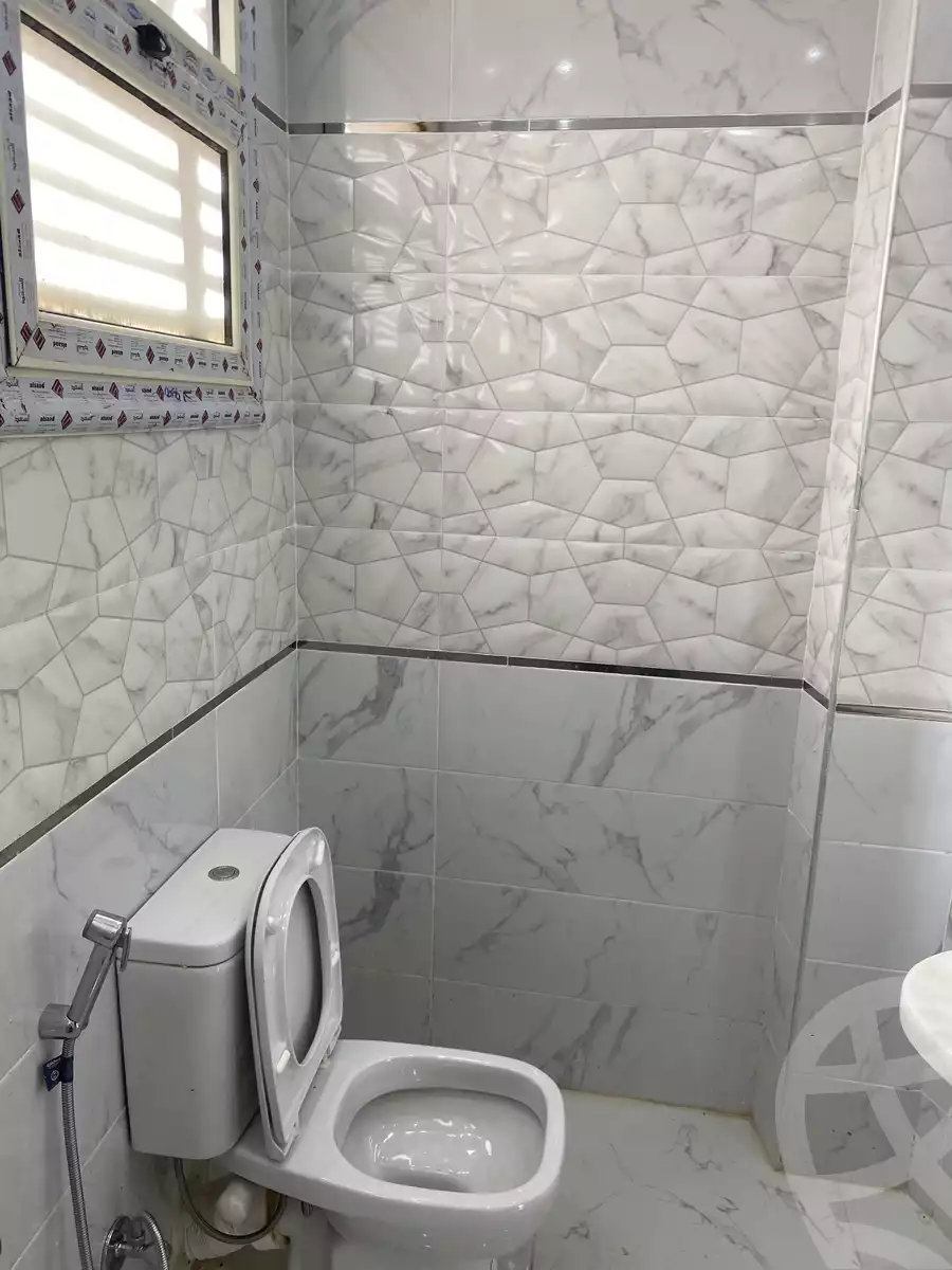 https://aqarmap.com.eg/ar/listing/3832092-for-rent-mdyn-lshrwq-compounds-el-shorouk-springs