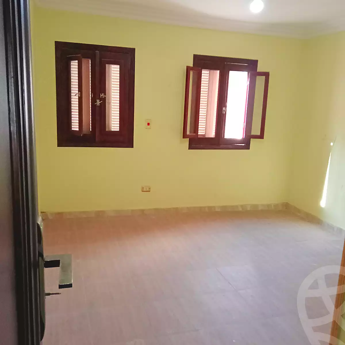 https://aqarmap.com.eg/ar/listing/3832597-for-rent-gharbia-tanta-tanta-city-el-soultan-mourad-st