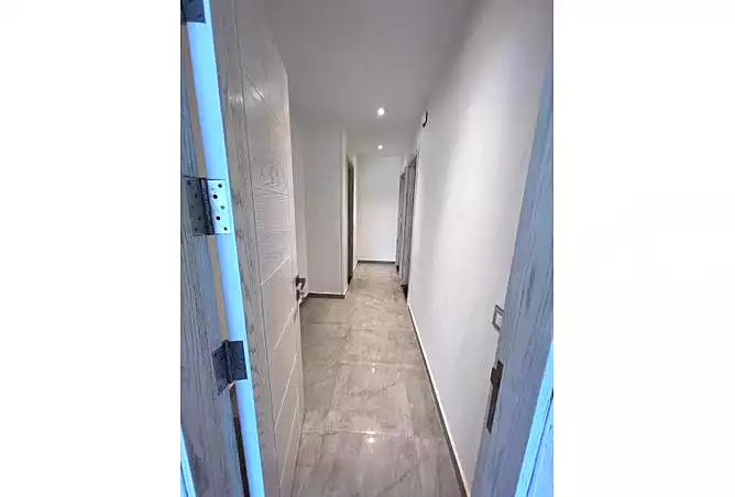 https://aqarmap.com.eg/ar/listing/3838921-for-rent-cairo-new-cairo-compounds-lakeview-residence