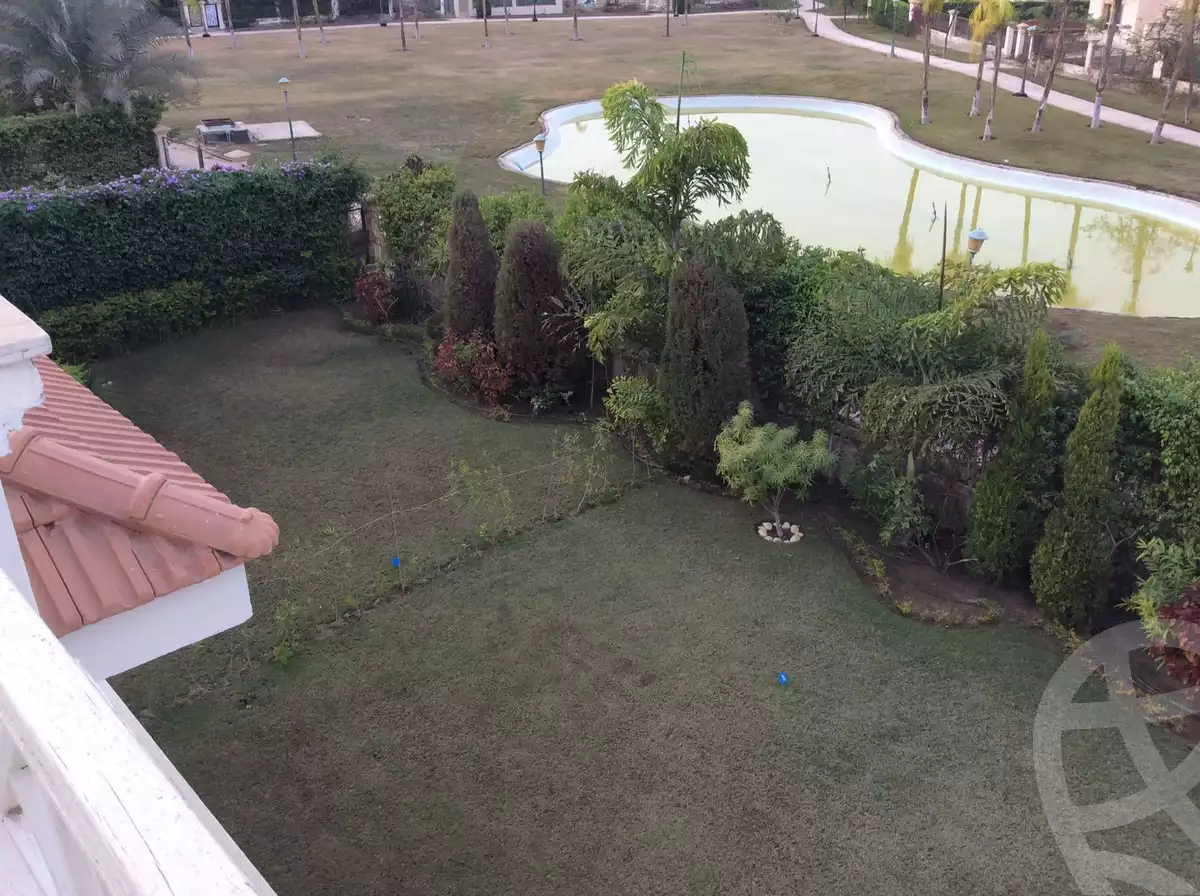 https://aqarmap.com.eg/ar/listing/3843758-for-sale-cairo-el-sheikh-zayed-city-compounds-greens