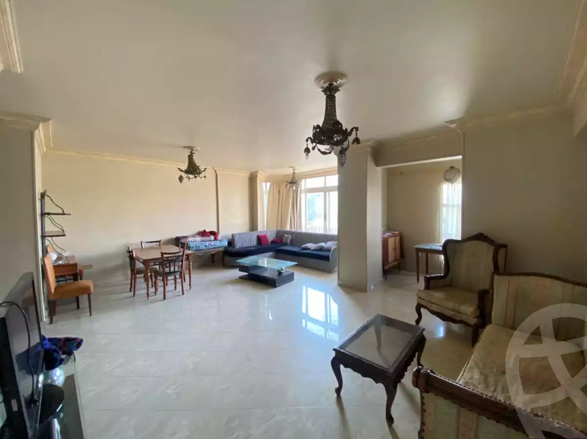 https://aqarmap.com.eg/ar/listing/3844623-for-sale-cairo-el-maadi-degla-street-200