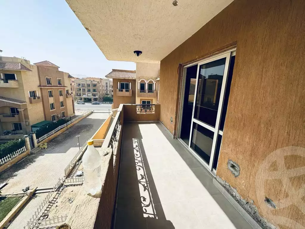 https://aqarmap.com.eg/ar/listing/3849657-for-sale-cairo-el-sheikh-zayed-city-compounds-in-sheikh-zayed-el-khamayel