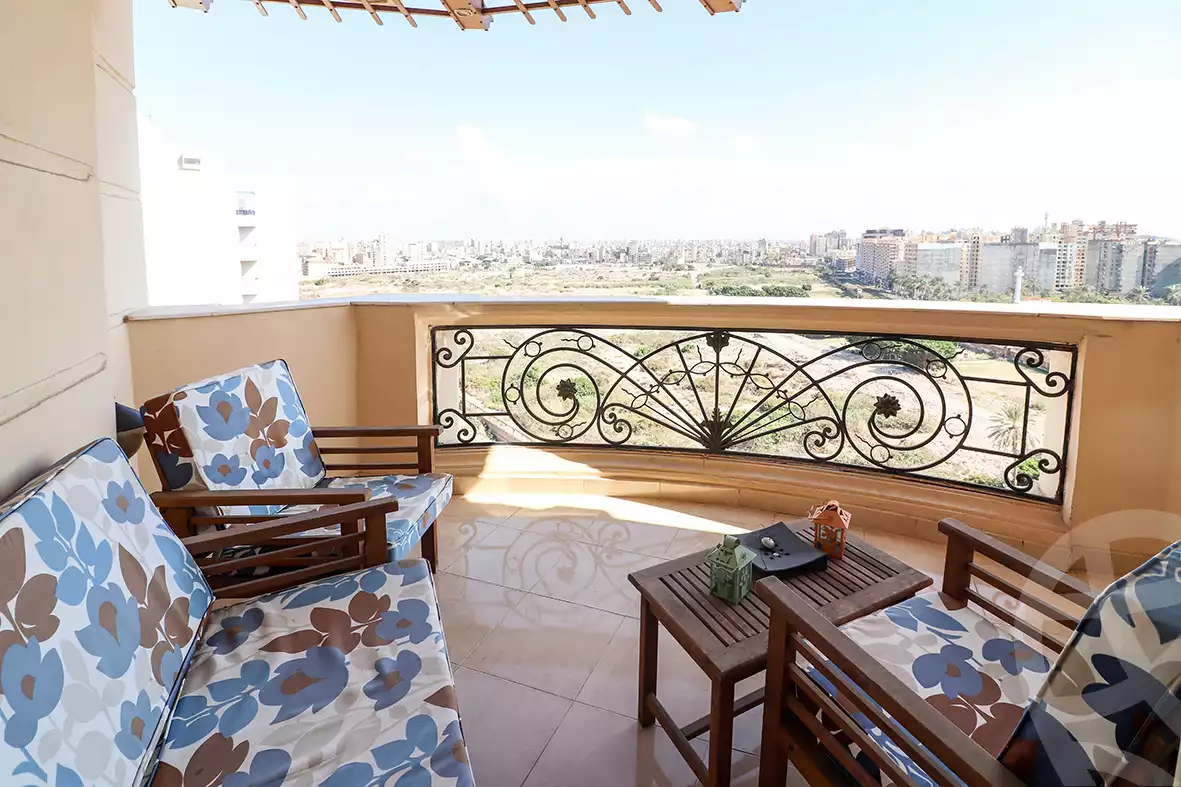 https://aqarmap.com.eg/ar/listing/3673328-for-sale-alexandria-kafr-abdo-kafr-abdou-st