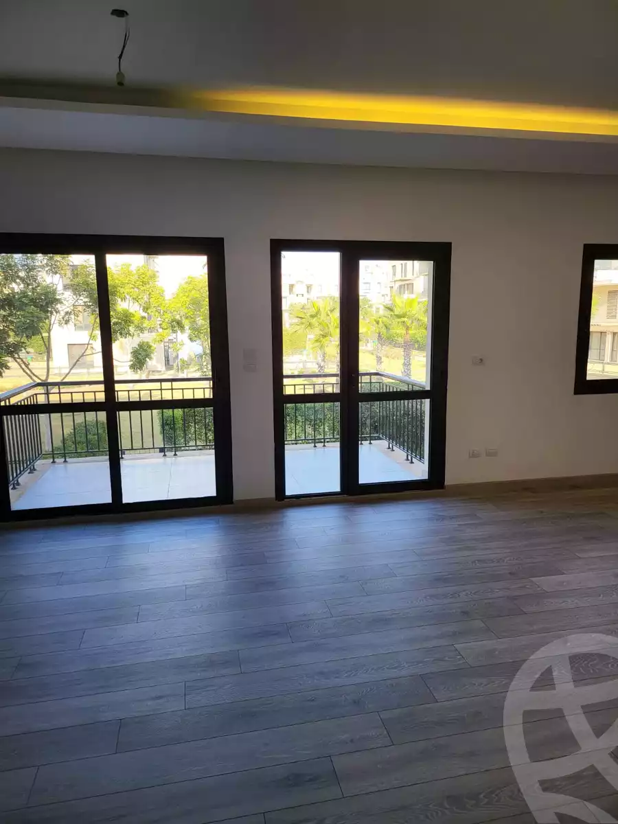 https://aqarmap.com.eg/ar/listing/3854342-for-rent-cairo-el-sheikh-zayed-city-compounds-kmbwnd-wyst-twn-swdyk