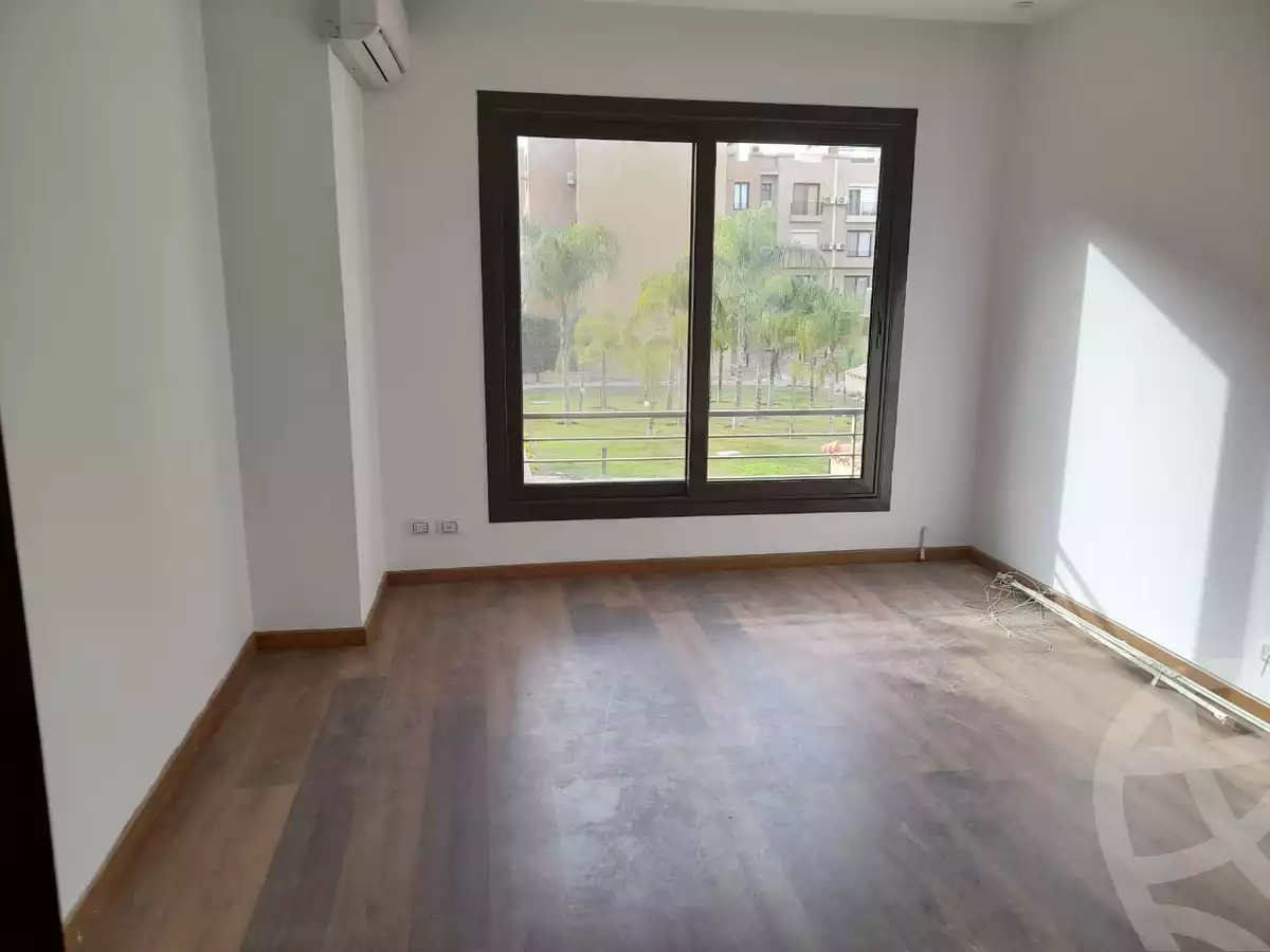 https://aqarmap.com.eg/ar/listing/3854805-for-sale-cairo-el-sheikh-zayed-city-compounds-in-sheikh-zayed-casa