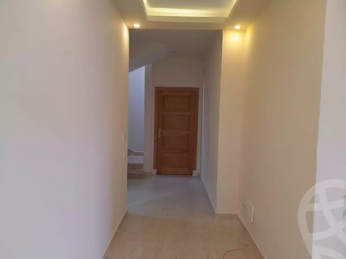 https://aqarmap.com.eg/ar/listing/3854805-for-sale-cairo-el-sheikh-zayed-city-compounds-in-sheikh-zayed-casa
