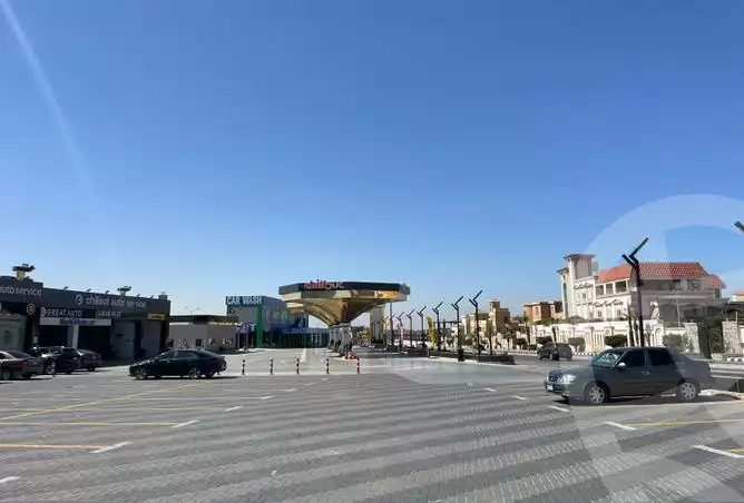 https://aqarmap.com.eg/ar/listing/3858563-for-rent-cairo-new-cairo-first-settlement-mhwr-mstfy-kml