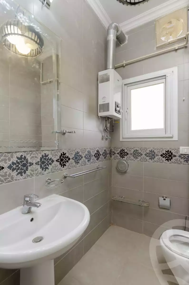 https://aqarmap.com.eg/ar/listing/3861478-for-rent-cairo-new-cairo-compounds-el-rawda