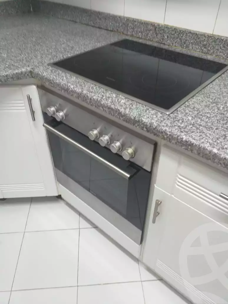 https://aqarmap.com.eg/ar/listing/3863018-for-rent-cairo-new-cairo-lrhb-city-phase-3-youssef-wahbi-st