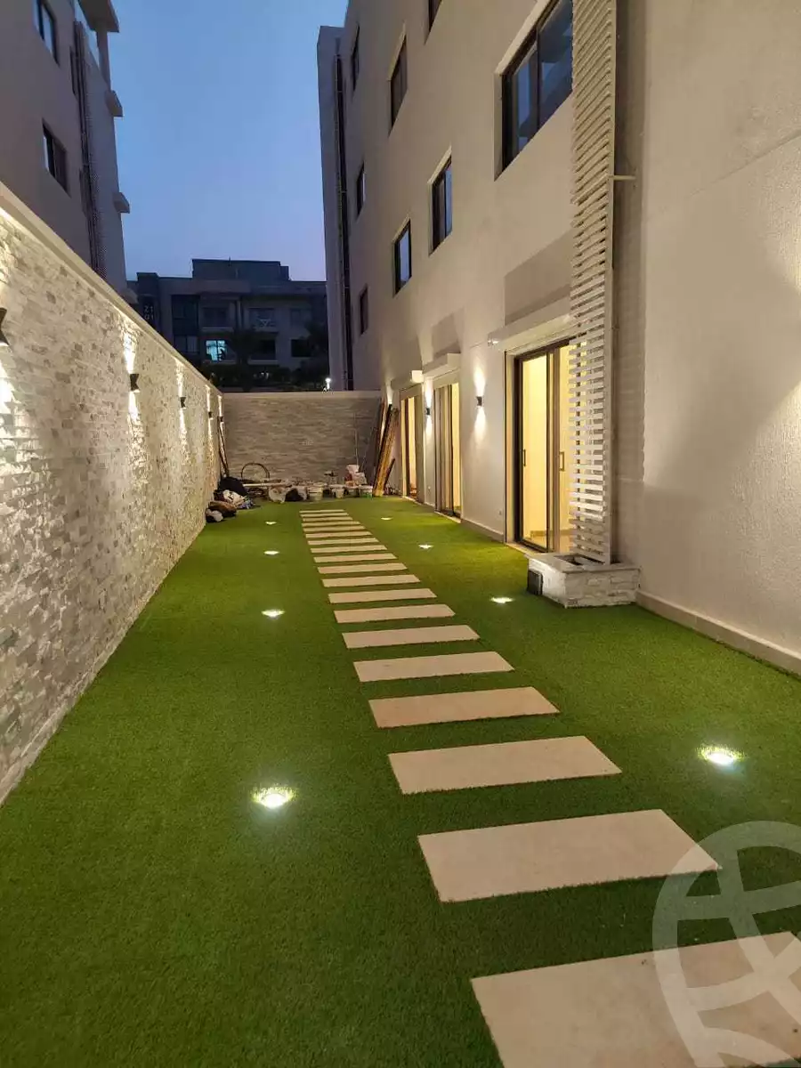 https://aqarmap.com.eg/ar/listing/3863093-for-rent-cairo-new-cairo-compounds-lakeview-residence