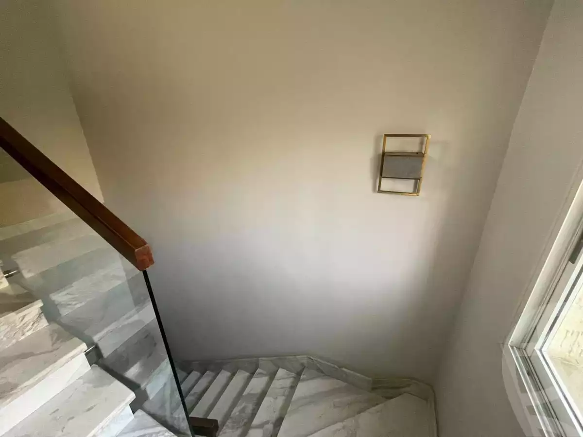 https://aqarmap.com.eg/ar/listing/3867316-for-sale-cairo-new-cairo-lrhb-city-phase-9