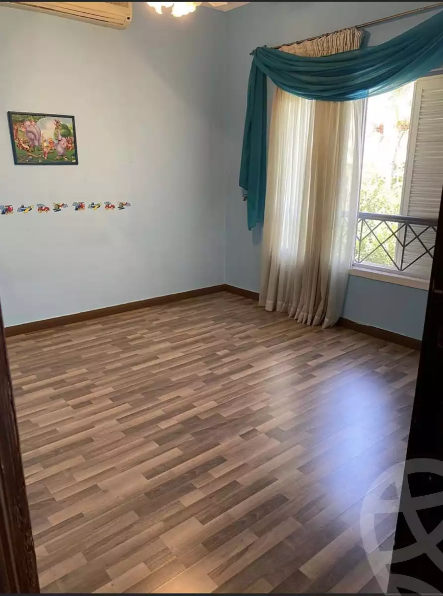 https://aqarmap.com.eg/ar/listing/3868847-for-sale-cairo-new-cairo-lrhb-city-phase-1-ahmed-rami-st