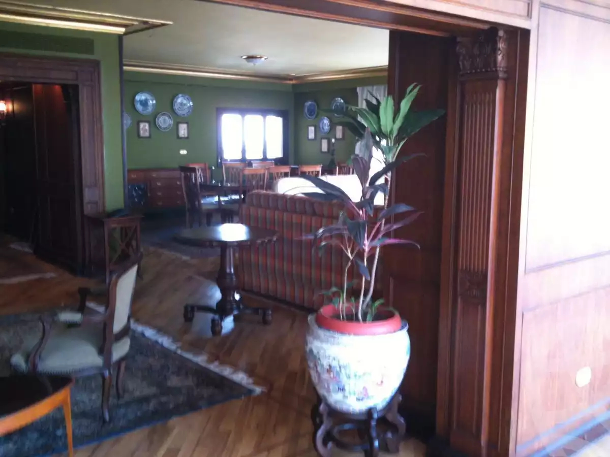 https://aqarmap.com.eg/en/listing/4113712-for-rent-cairo-dokki-kwrnysh-lnyl