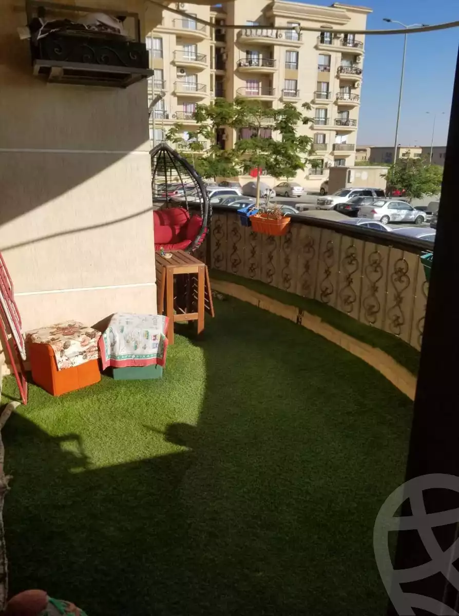 https://aqarmap.com.eg/ar/listing/3870780-for-sale-cairo-new-cairo-lrhb-city-phase-8