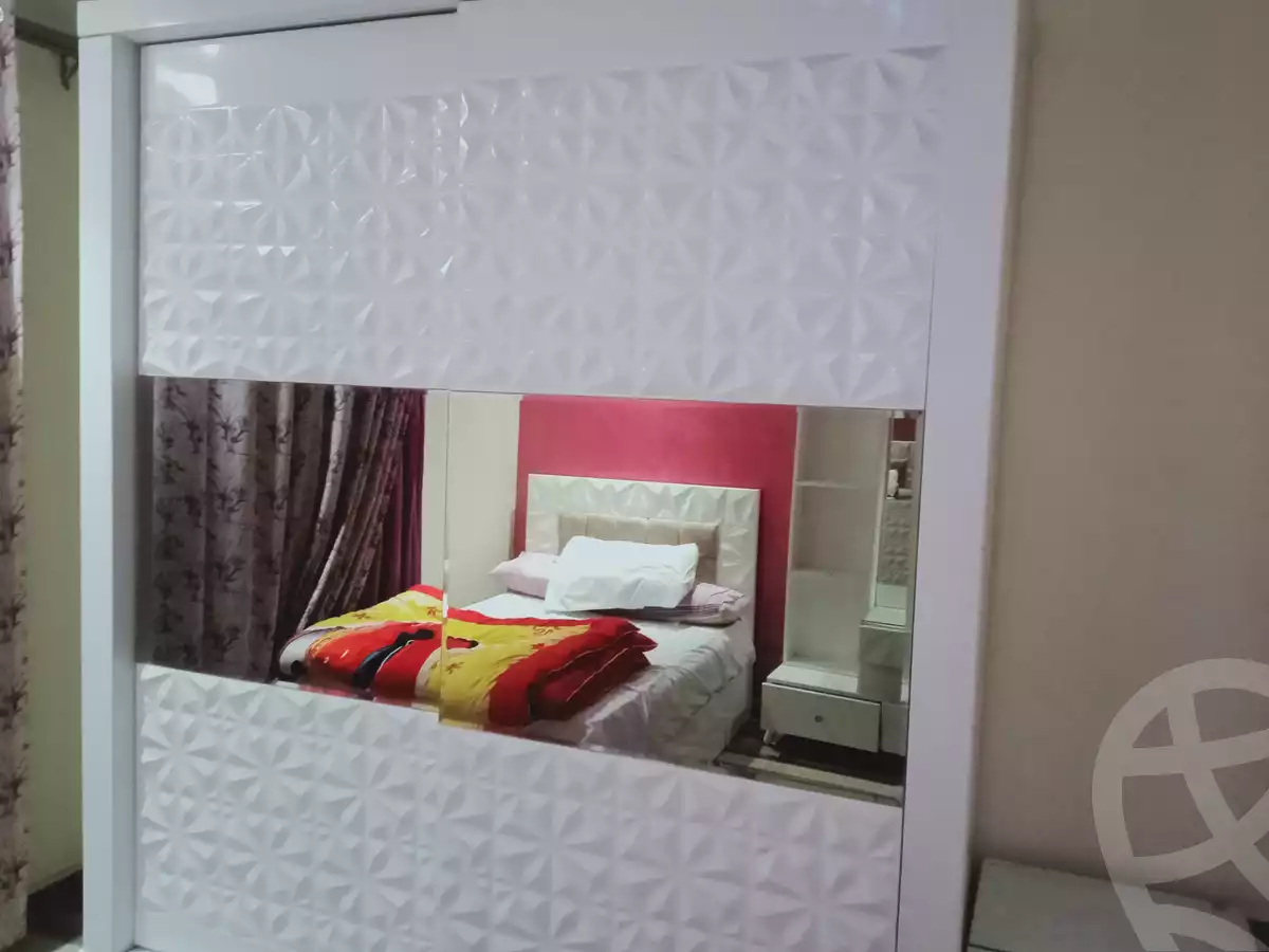 https://aqarmap.com.eg/ar/listing/3872528-for-rent-cairo-el-agouza-kwrnysh-lnyl