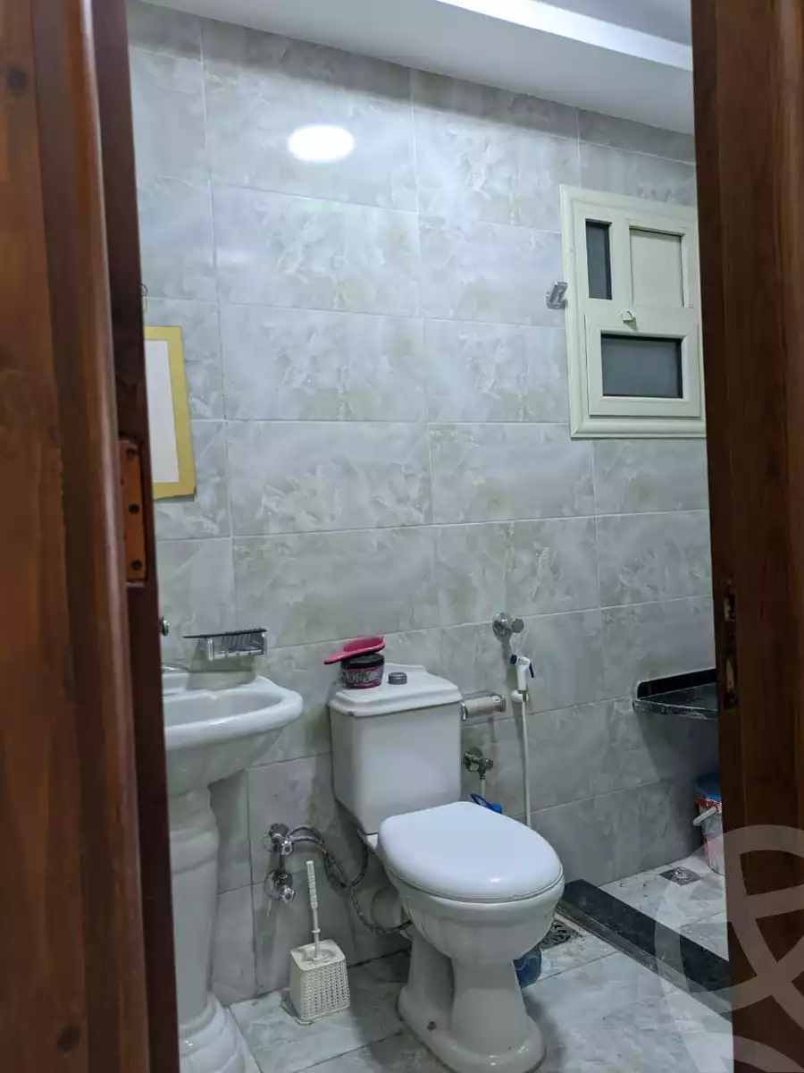 https://aqarmap.com.eg/ar/listing/3873327-for-sale-alexandria-cleopatra-shr-bw-qyr-tryq-lhry