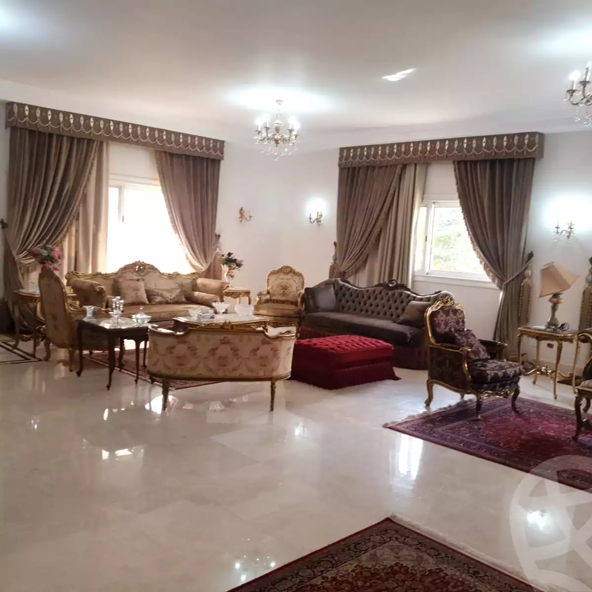 https://aqarmap.com.eg/ar/listing/3874411-for-sale-cairo-el-sheikh-zayed-city-compounds-in-sheikh-zayed-beverly-hills