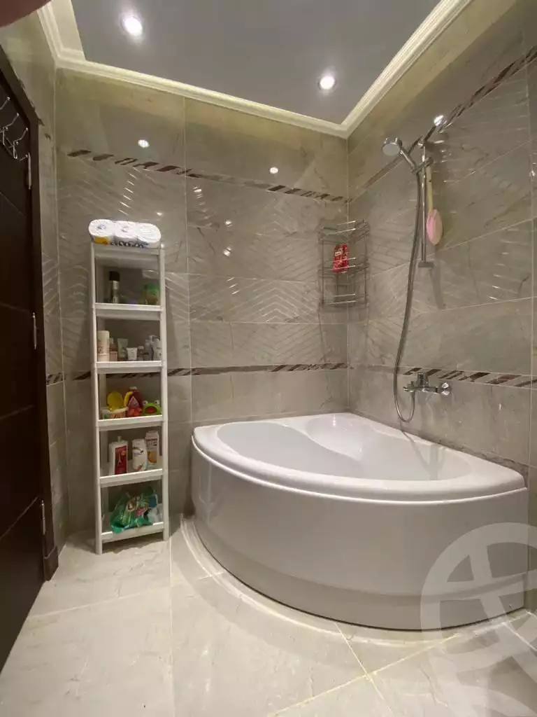 https://aqarmap.com.eg/ar/listing/3876986-for-sale-cairo-nasr-city-abbas-el-akkad