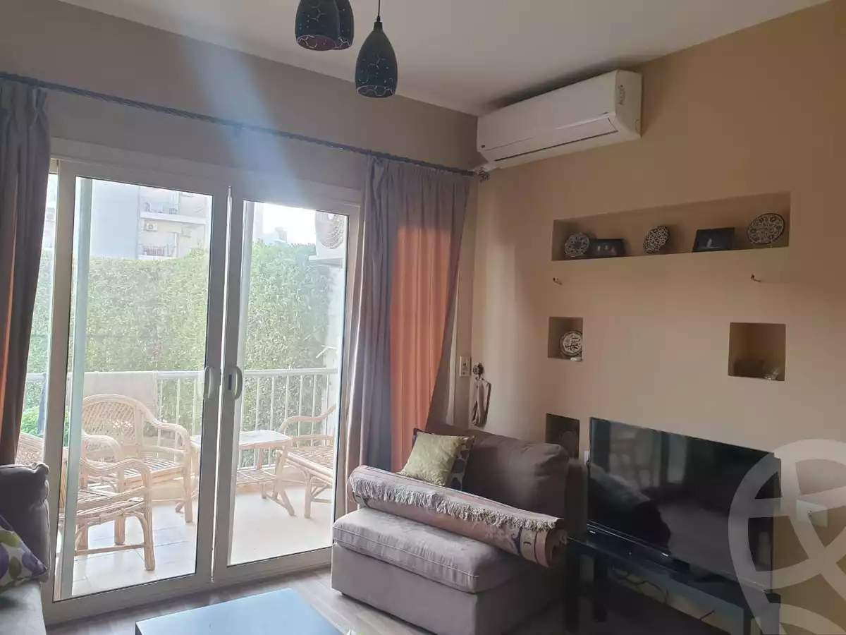 https://aqarmap.com.eg/ar/listing/3878574-for-sale-cairo-el-sheikh-zayed-city-compounds-dh-drys